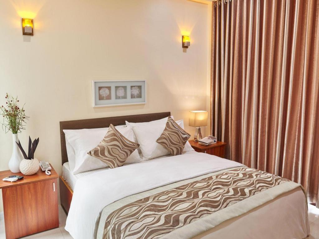 Lonuveli Hotel Hulhumale Exterior photo